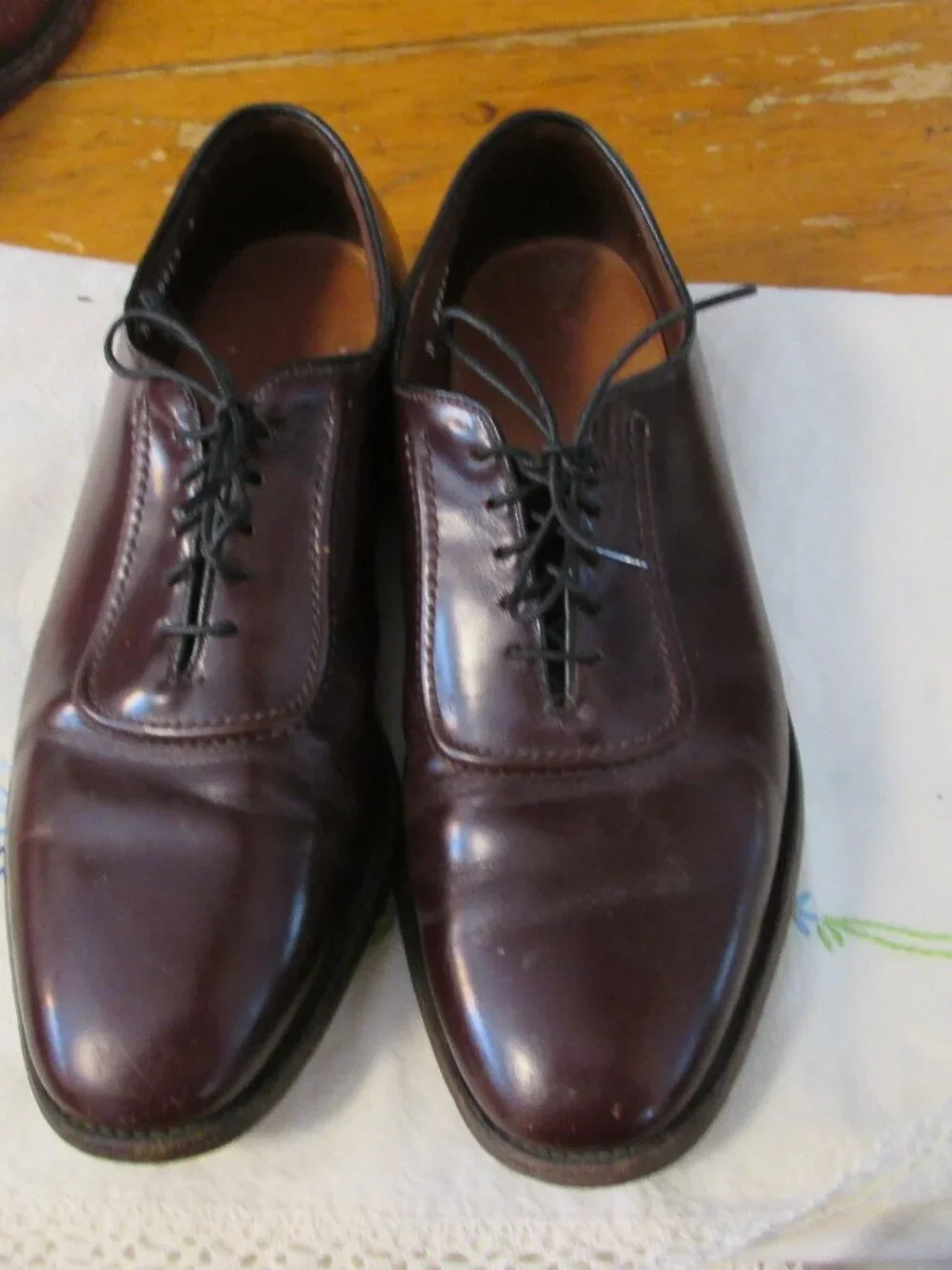 Allen edmonds 9 C Oxblood Belgium vintage oxford